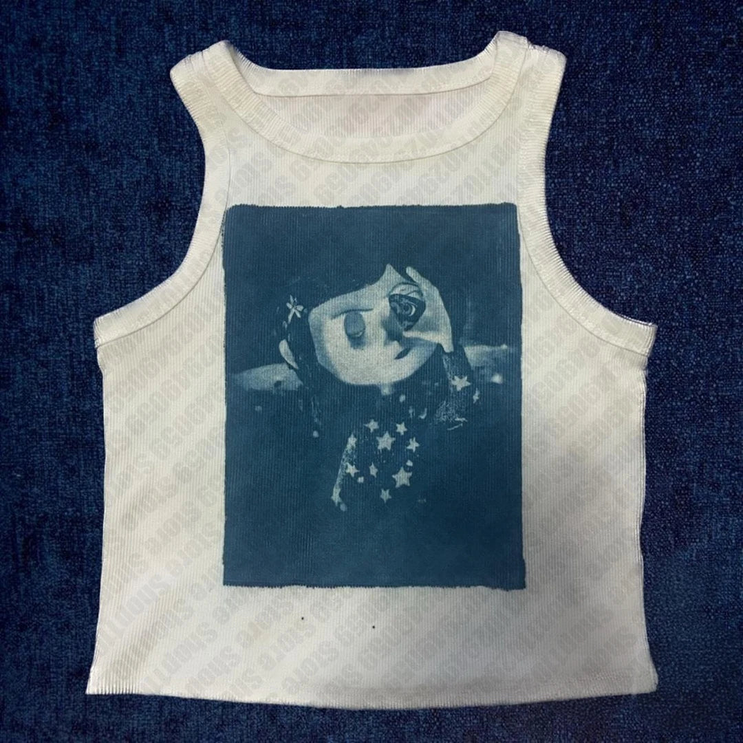 Women’s Graphic Crop Top