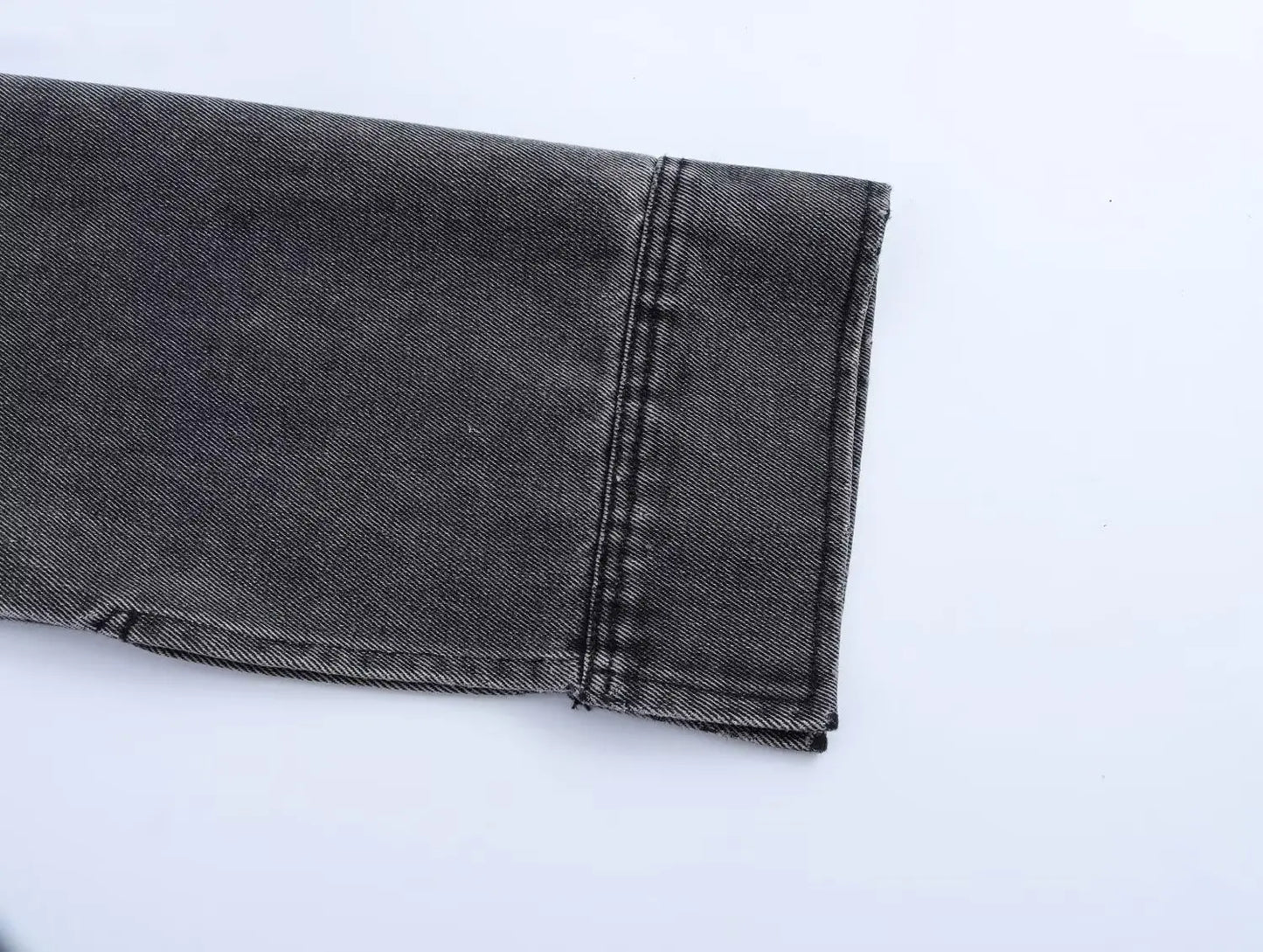 Two-Piece Denim Streetwear Outfit