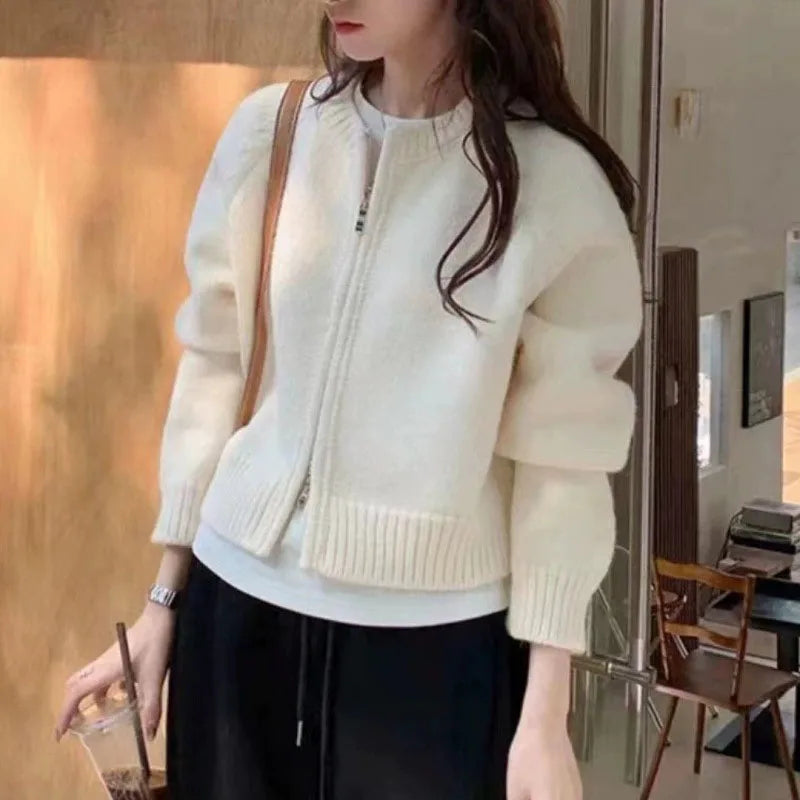 Women’s Winter Knit Cardigan