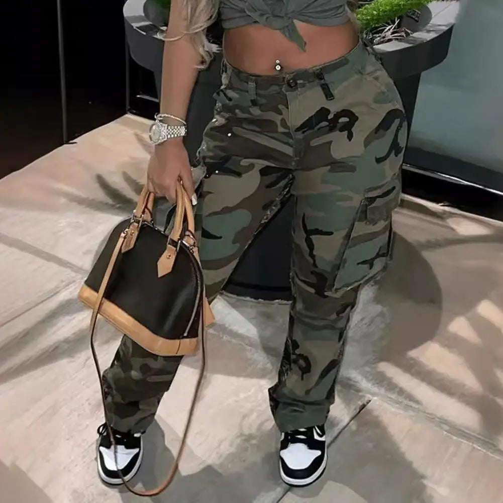 Women’s Camo Print Cargo Pants