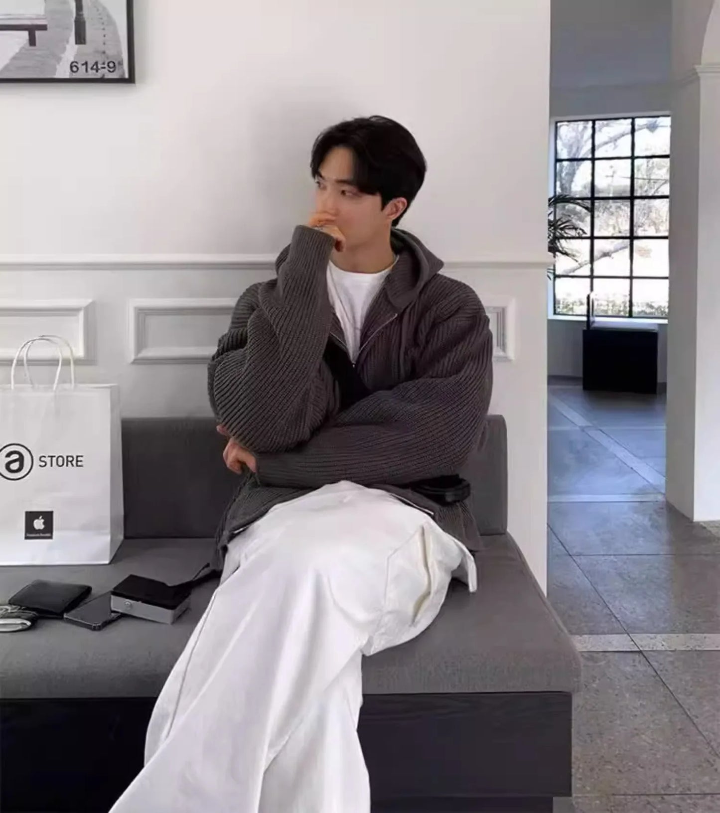 Men’s Loose Knit Sweater