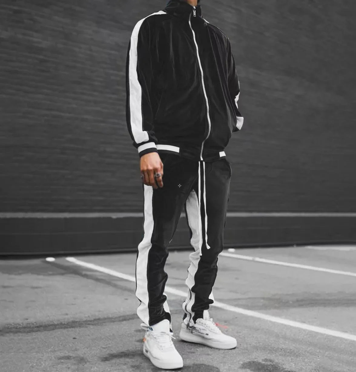 Men’s Velvet Sport Set