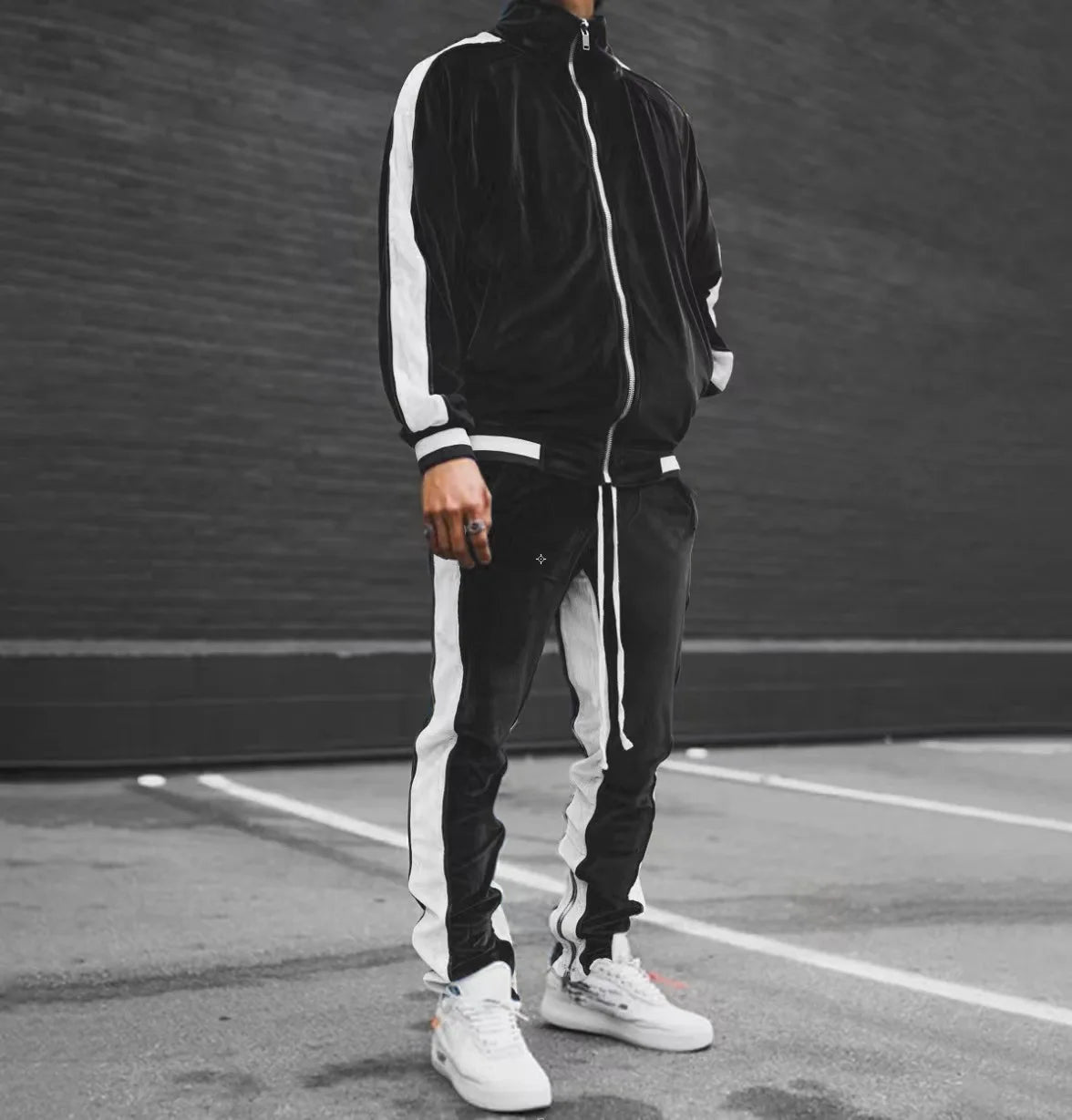 Men’s Velvet Sport Set