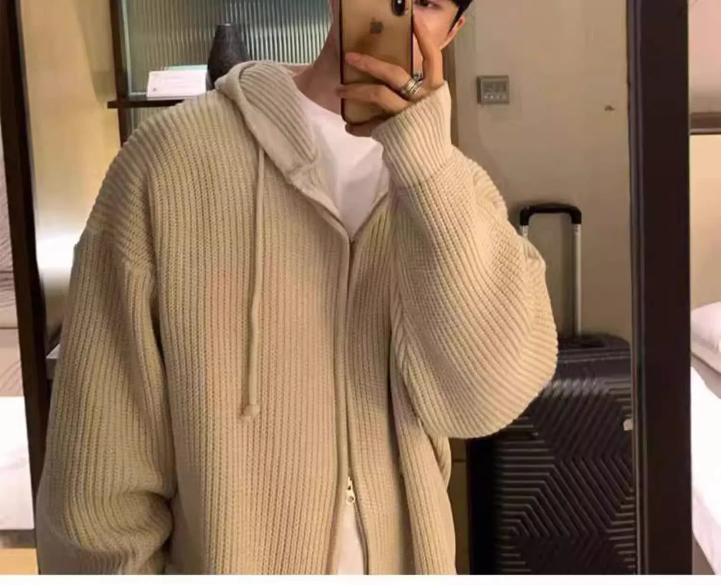 Men’s Loose Knit Sweater
