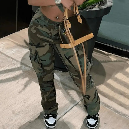 Women’s Camo Print Cargo Pants